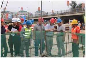 溫州市交通工程質(zhì)量監(jiān)督局到公司溫州龍港大橋改建工程項(xiàng)目進(jìn)行上半年綜合執(zhí)法大檢查
