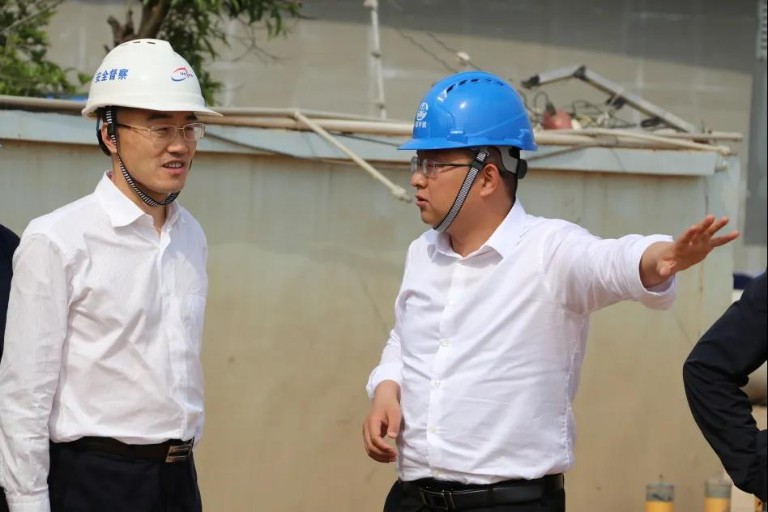 武漢市城市建設(shè)投資開發(fā)集團(tuán)有限公司副總經(jīng)理王賢兵到武漢黃家湖三期項(xiàng)目檢查指導(dǎo)工作