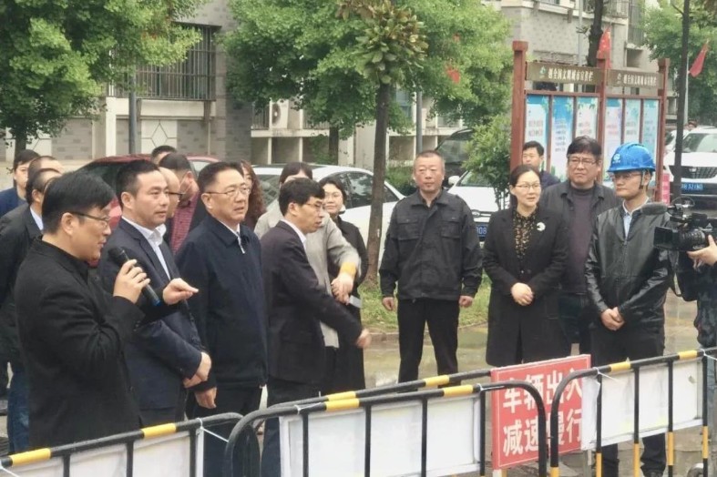 淮安市副市長(zhǎng)趙權(quán)到淮安區(qū)黑臭水體綜合整治PPP項(xiàng)目調(diào)研指導(dǎo)工作
