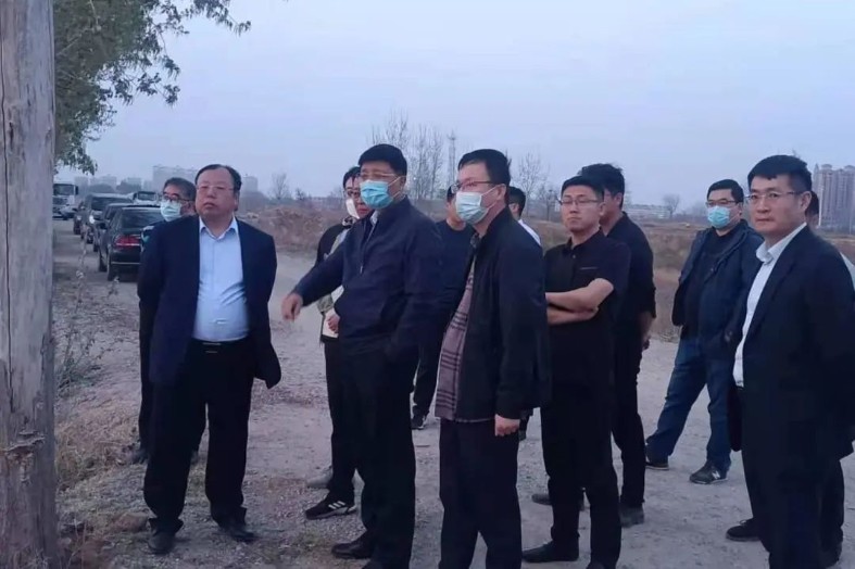 芝罘區區委書記李良到煙臺項目夾河河道清淤工程施工現場檢查指導工作