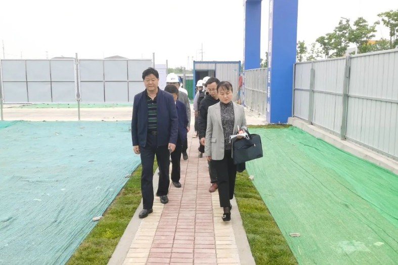 合肥市經信局副局長徐朝霞到合肥波林產業園項目調研